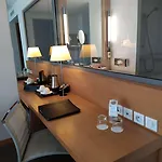 호텔 Western Premier Du Vieux-port