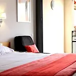 호텔 Western Premier Du Vieux-port 4*