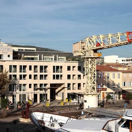 Western Premier Du Vieux-port