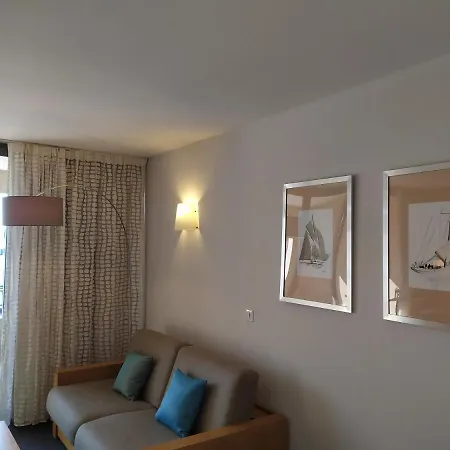 酒店 Western Premier Du Vieux-port 4*