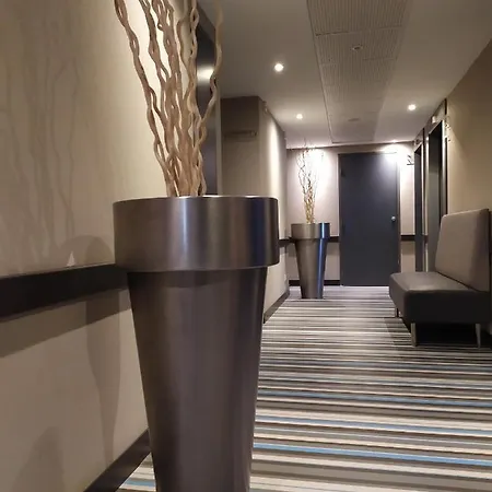 Western Premier Du Vieux-port 酒店 4*